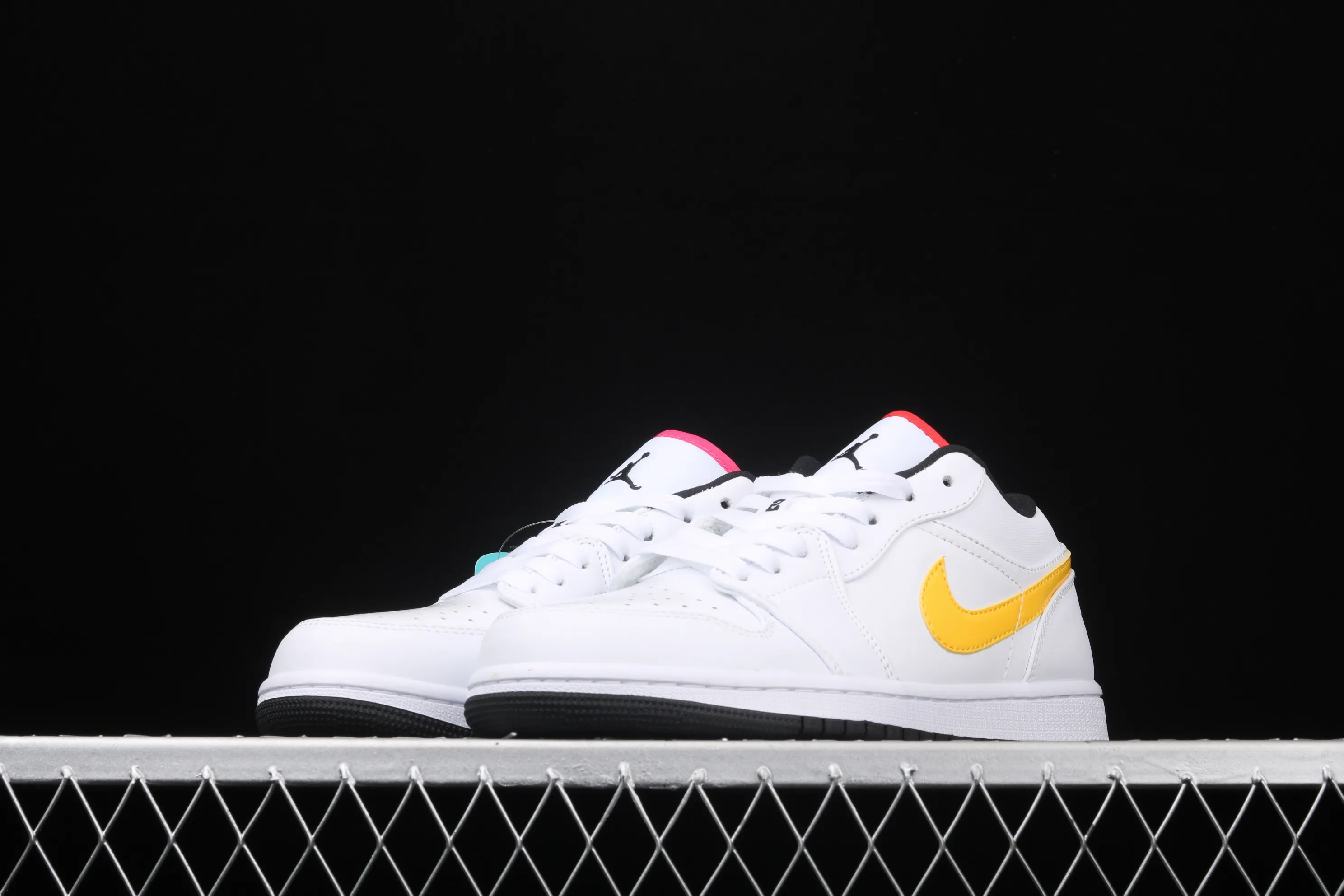 All categories Air Jordan Jordan series basketball shoes Air Jordan 1 Low New version Air Jordan 1 Low AJ1 Joe 1 white candy four-color hook low-top sneakers CW7009-100